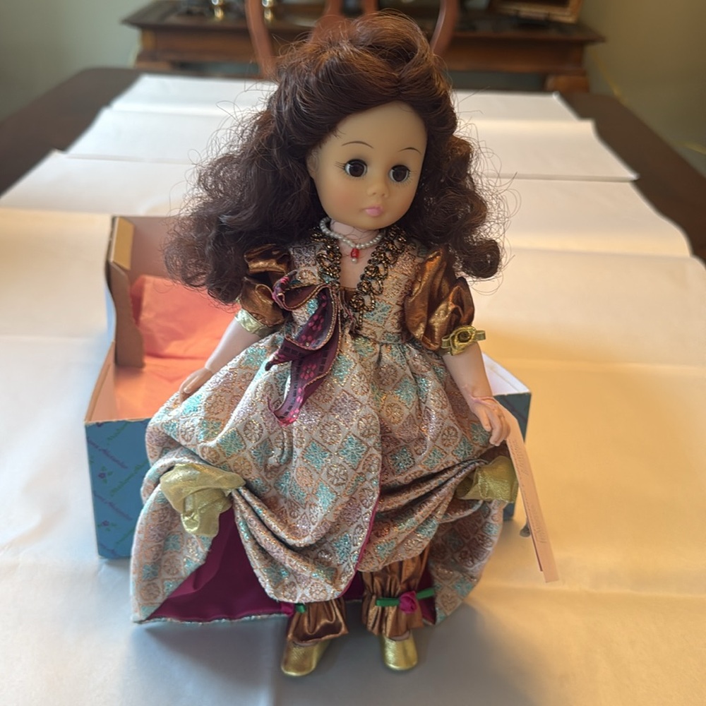 Madame Alexander "Beauty and the Beast" 
2 Dolls  #1316 & # 1317 1970's